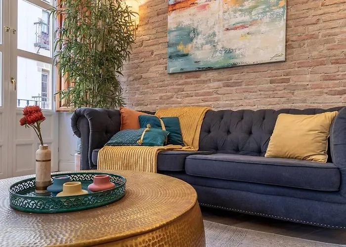 Ch Elvira Luxury * גרנדה