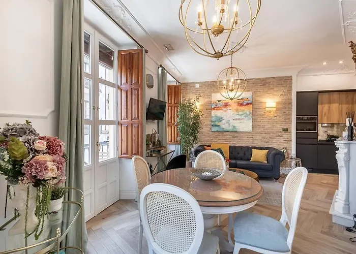 Ch Elvira Luxury * גרנדה