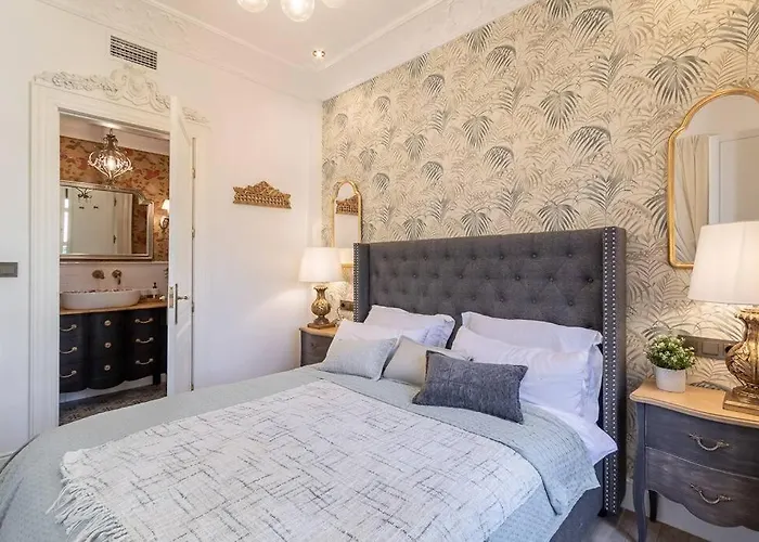 Ch Elvira Luxury גרנדה