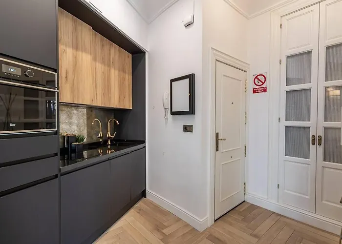 Ch Elvira Luxury גרנדה